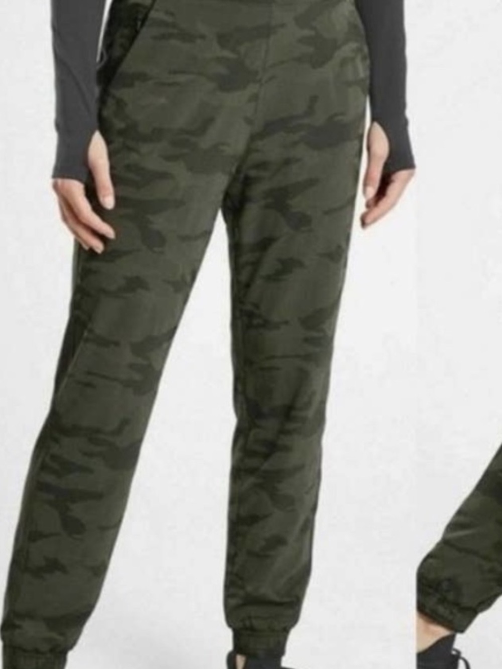 ATHLETA BROOKLYN TEXTURED LINED JOGGERS IN CAMO SIZE 8